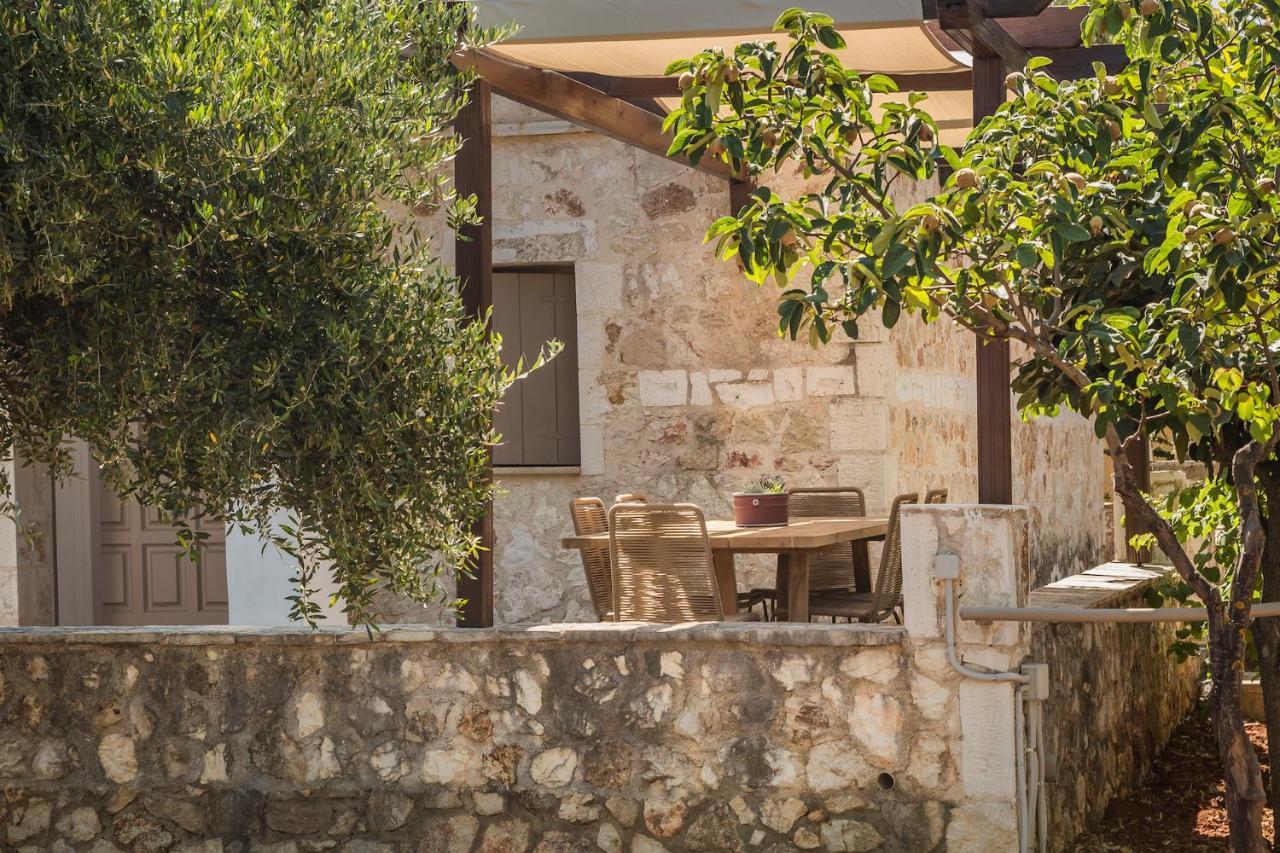 Ploes Luxury Cottages Pesádha Eksteriør bilde