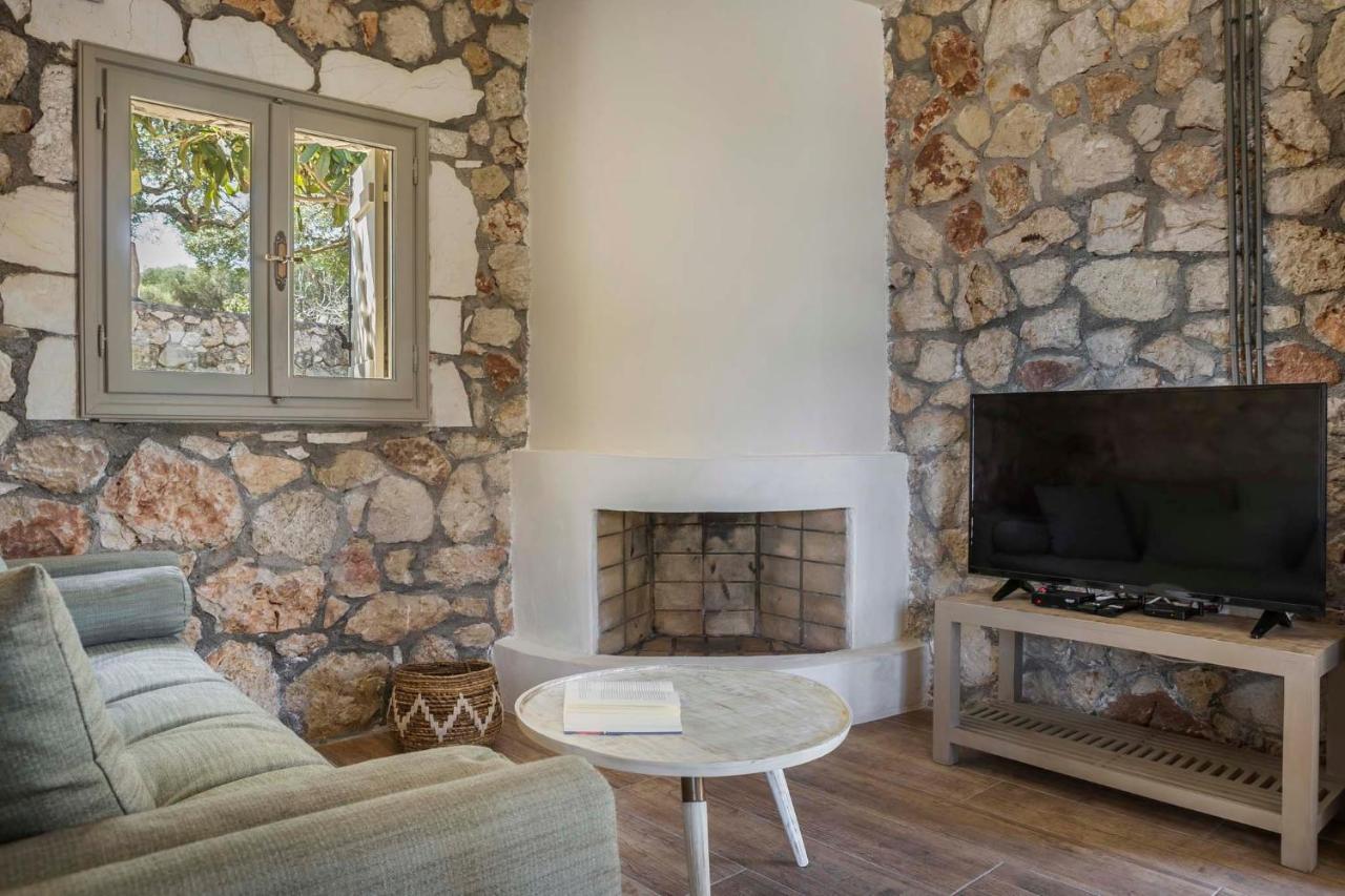 Ploes Luxury Cottages Pesádha Eksteriør bilde