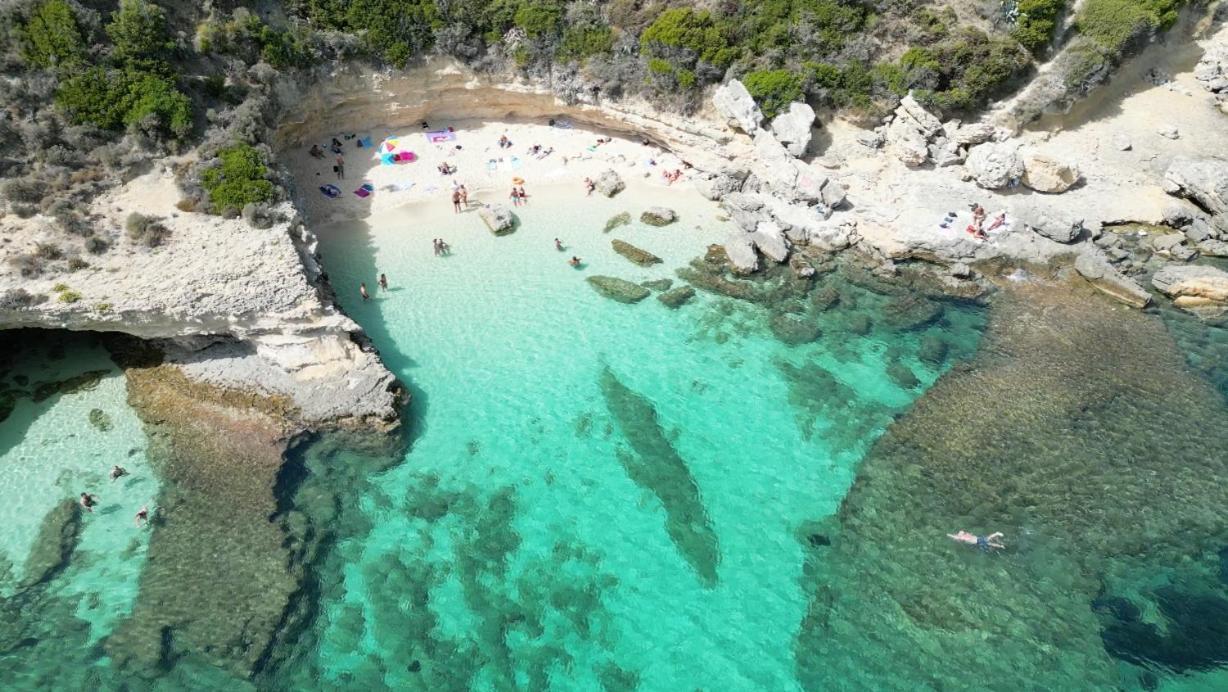 Ploes Luxury Cottages Pesádha Eksteriør bilde